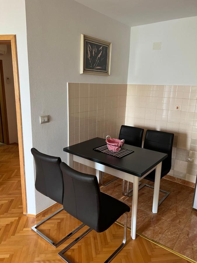 Zajim Apartment Umag Exterior foto