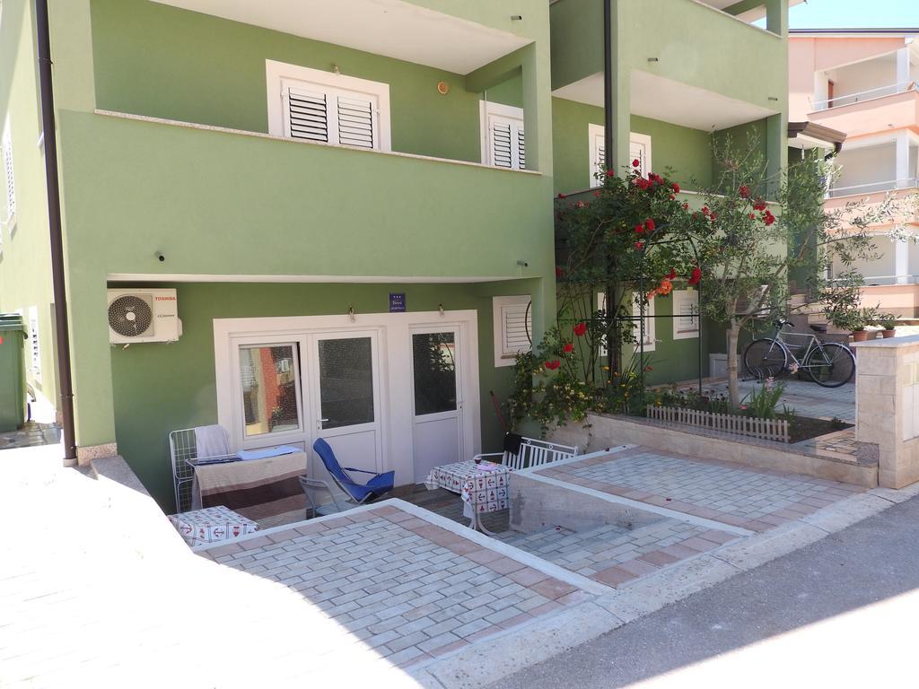 Zajim Apartment Umag Exterior foto